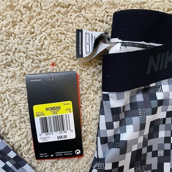 Nike Pro Hyper Warm Tights Fleece Lined Leggings NWT Small - Picture 2 of 2